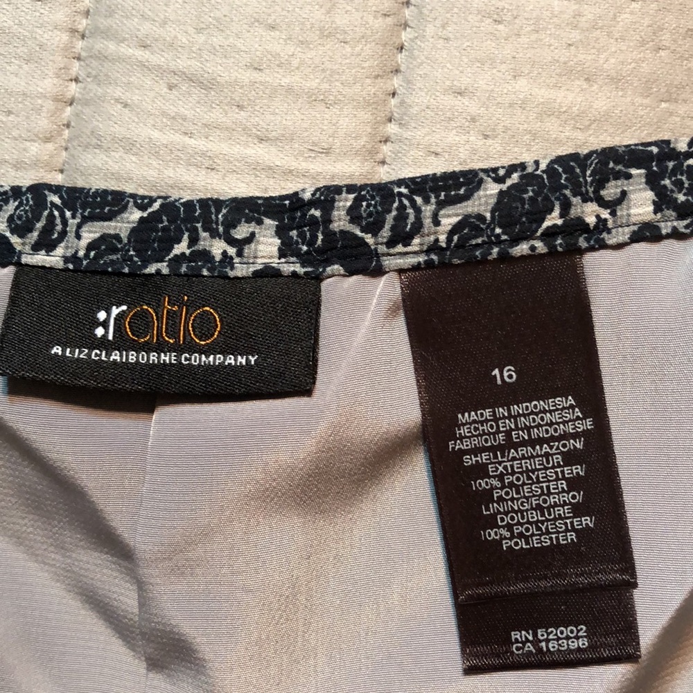 Ratio Liz Claiborne flutter skirt size 16 - Picture 4 of 10